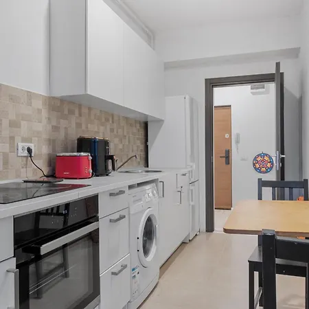 Relax New Uverturii * בוקרשט