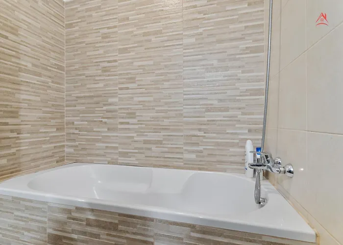 Relax New Uverturii * בוקרשט